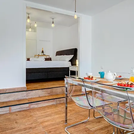 Apartment Lovely View To The Sea